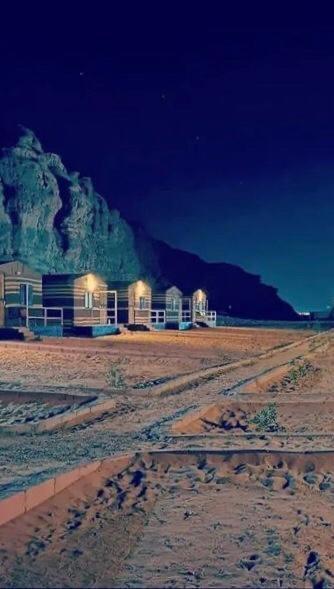 Oryx Camp Hotel Wadi Rum Luaran gambar