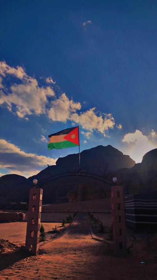 Oryx Camp Hotel Wadi Rum Luaran gambar